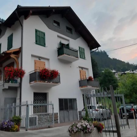 Casa Stefani Apartment Commezzadura Exterior photo